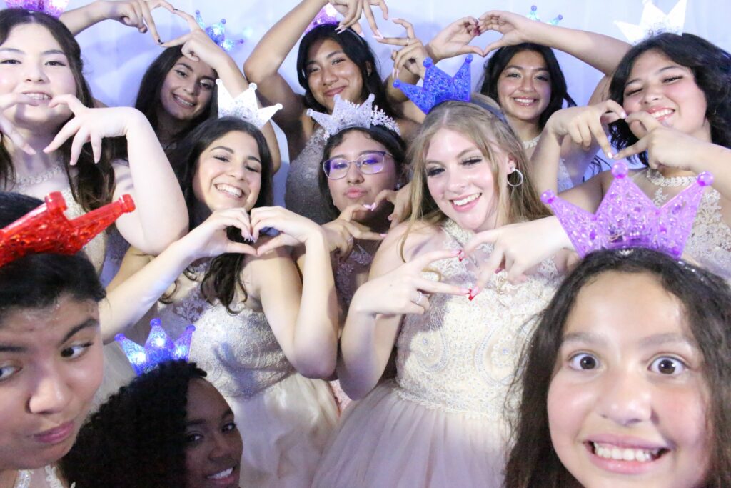 Anabella Mis Quince_120